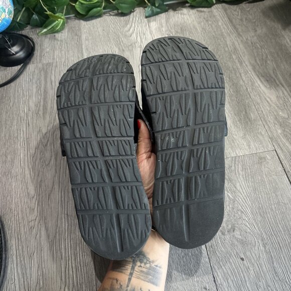 Nike Benassi Solarsoft Sandals Slides Size 9 Black Slippers On 705474-091 READ main image 10